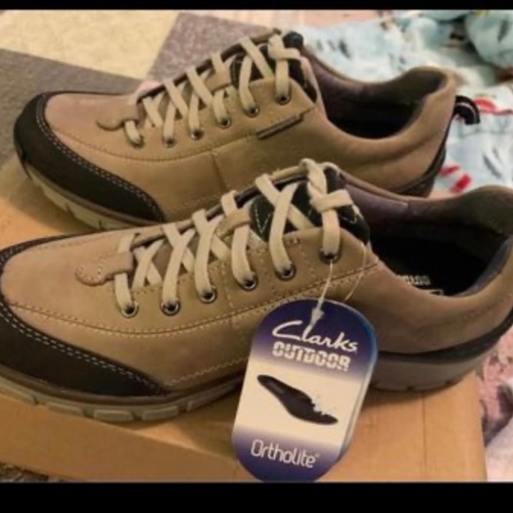 Clarks Women Wavetrek - Picture 1 of 3